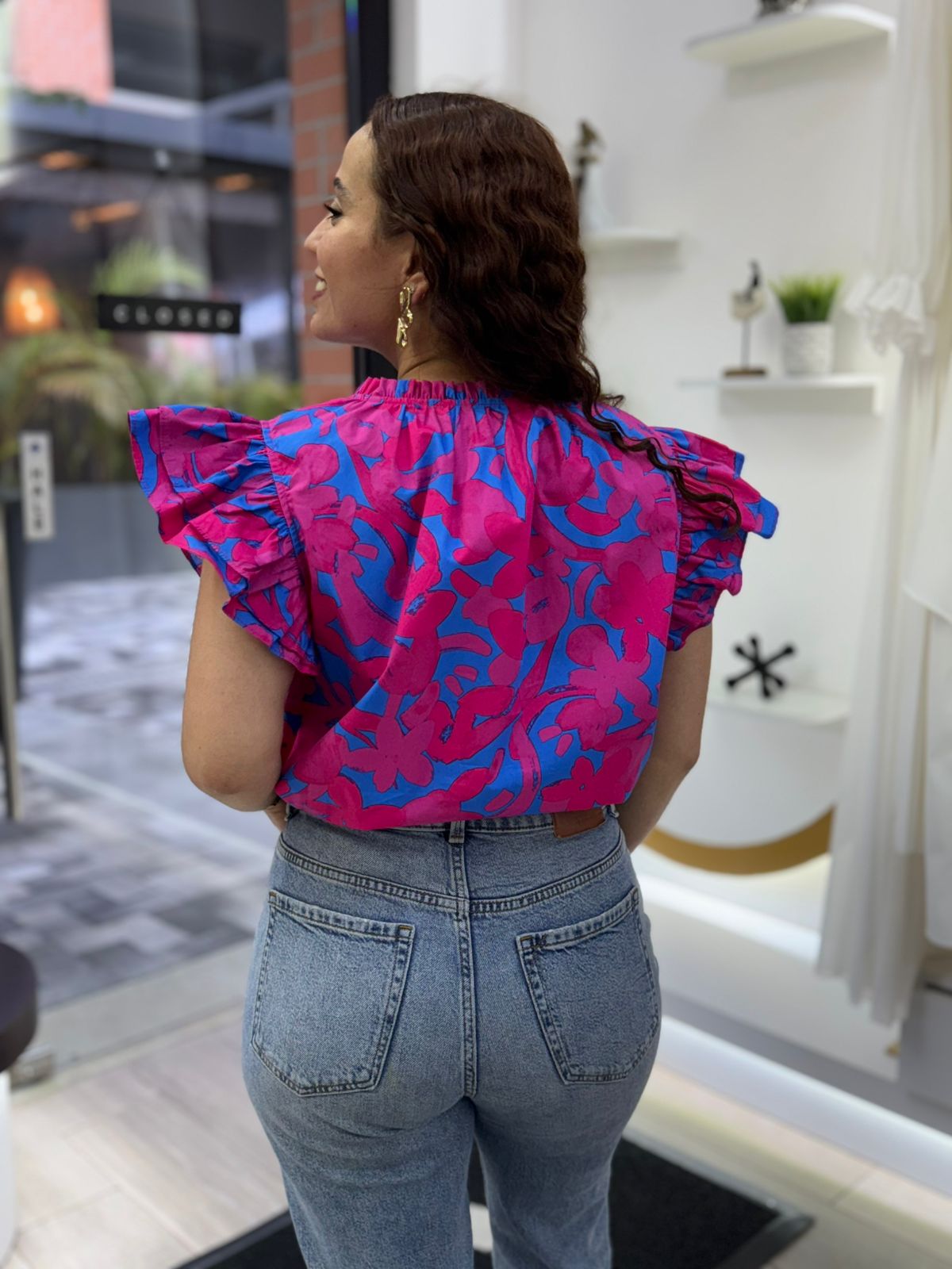 Yeraldi Berry Risette Ruffle Split Neck Top (Talla XS) thumbnail