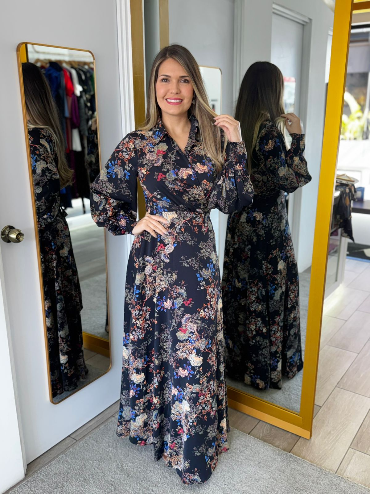Black Elastic Smocked Sleeve Collar Wrap Maxi Dress (Talla S)