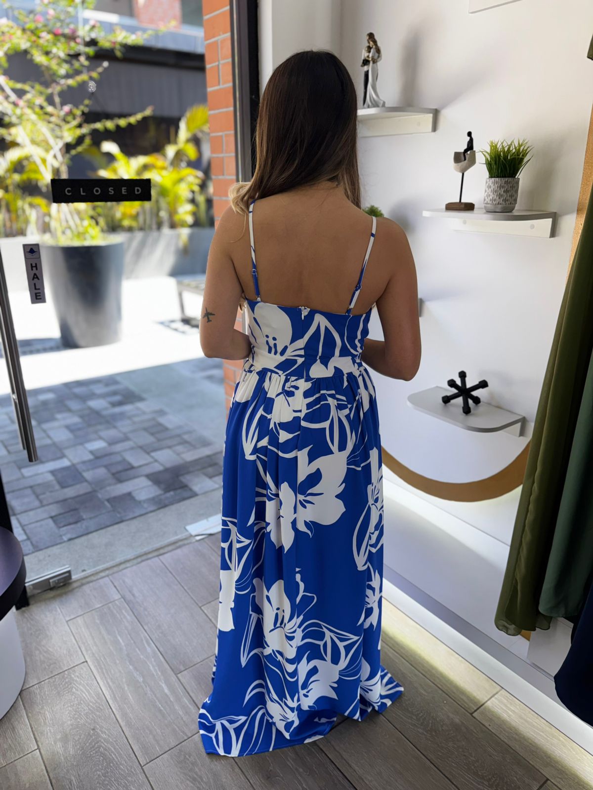 Blue Cobalt Floral Dress (Talla M) thumbnail
