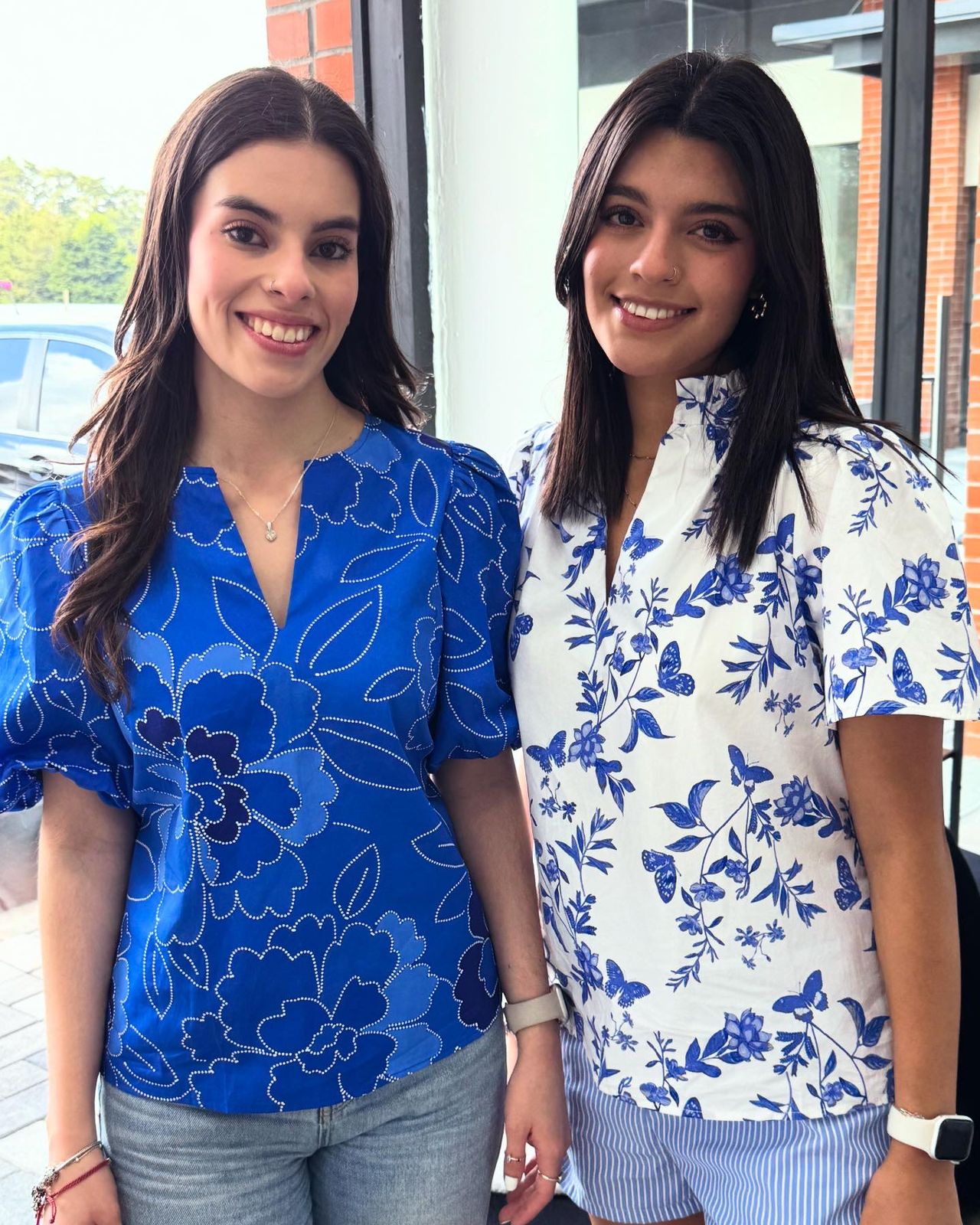 Leya Floral Inaya Split Neck Top (Talla M) thumbnail