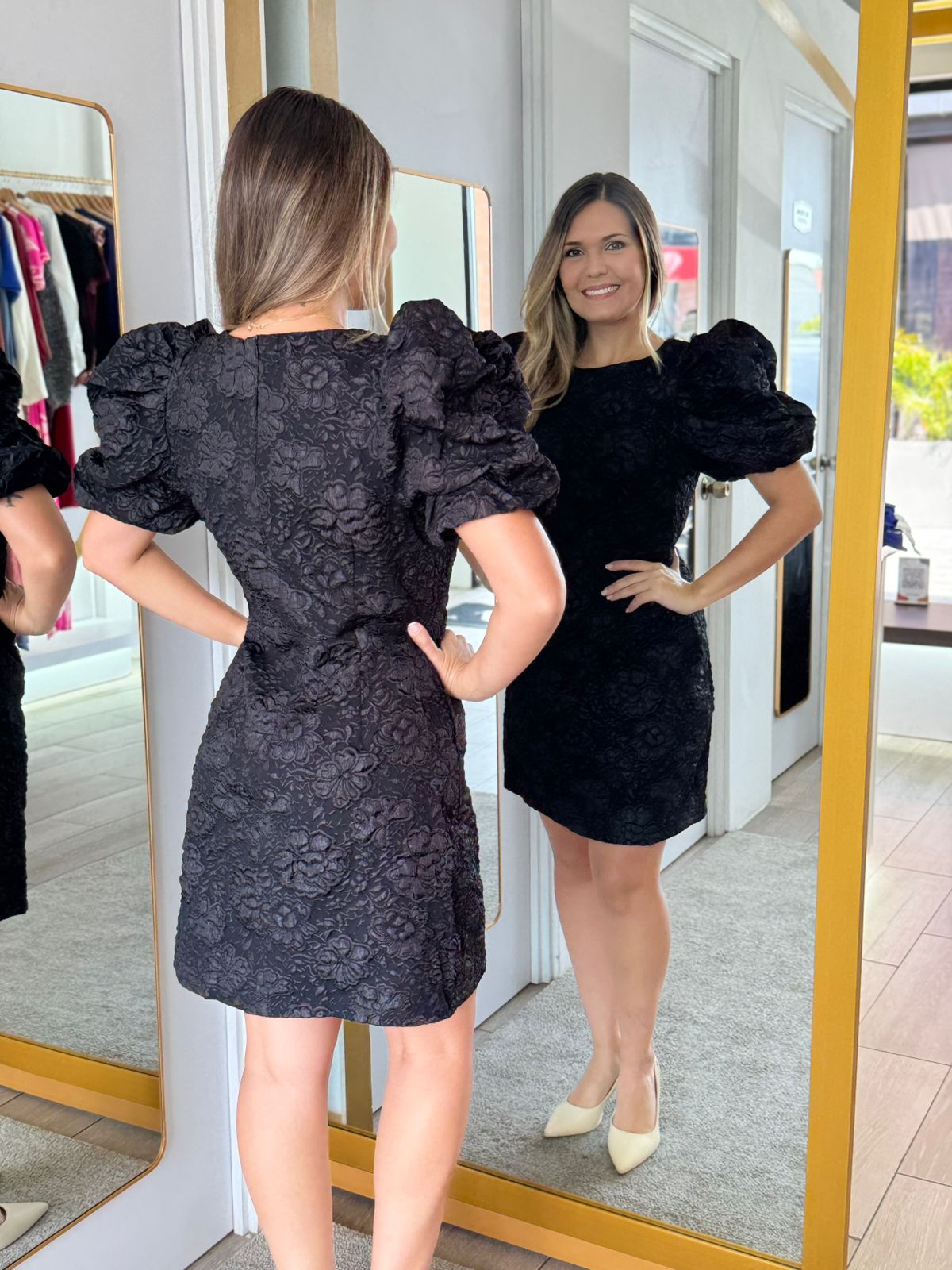 Black Jacquard Classic-Fit Mini Dress with Puff Sleeves (Talla S) thumbnail