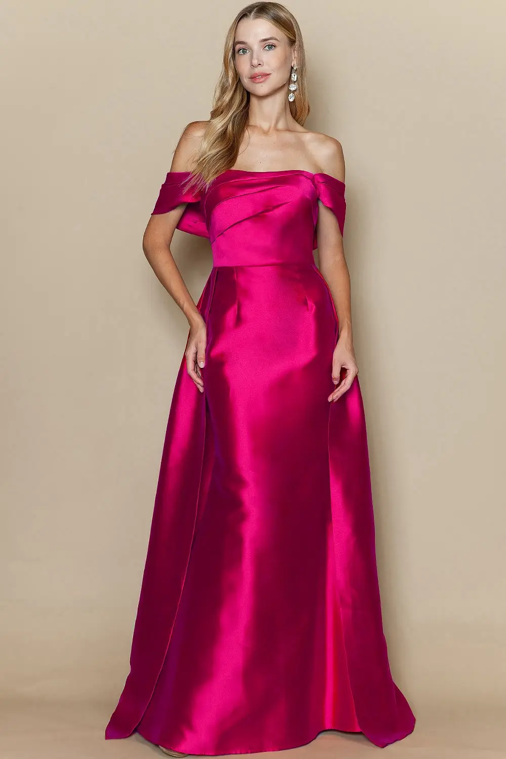 Berry Off Shoulder Taffeta Maxi Dress (Talla L)