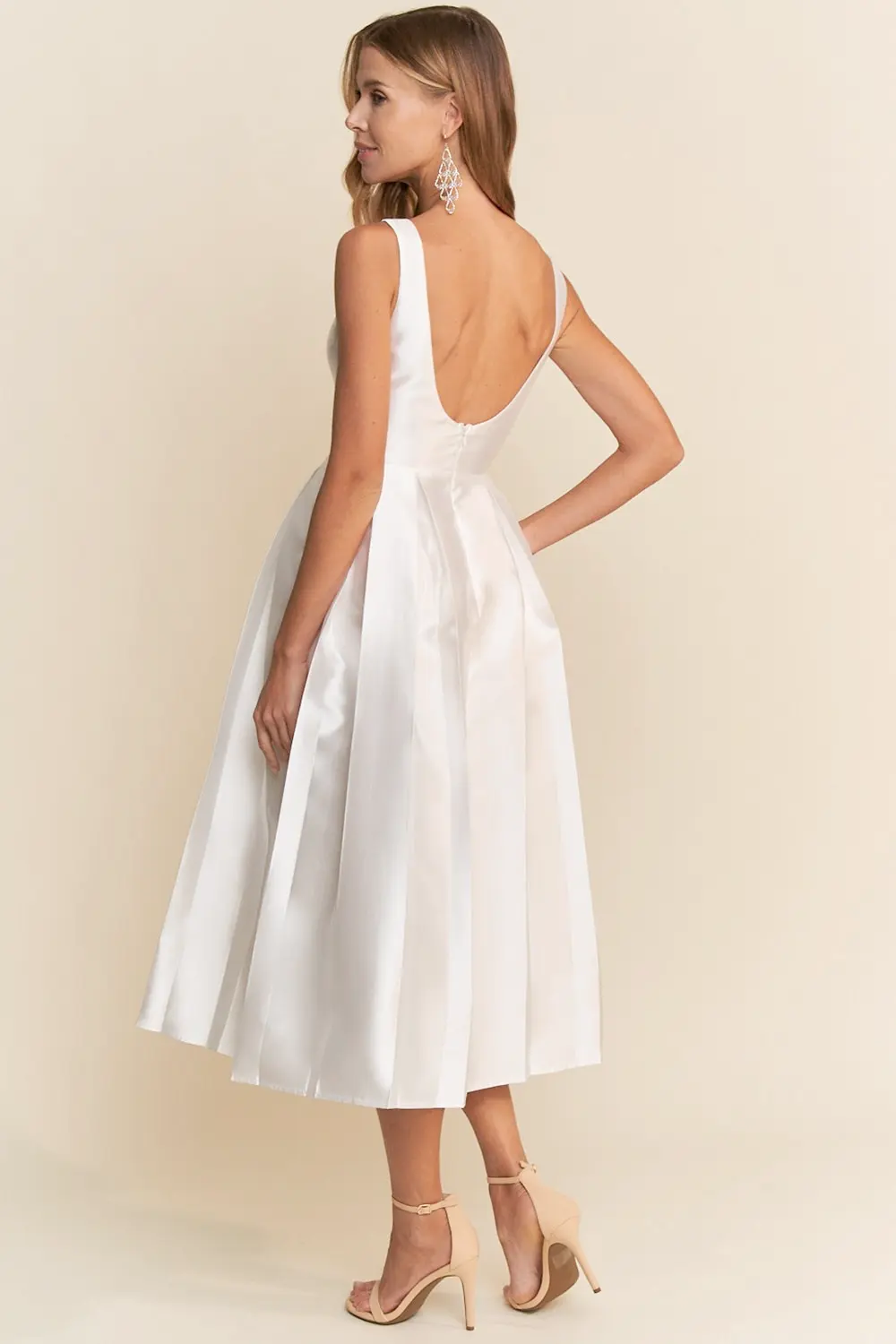 White Elegant A-line Midi Dress (Talla M) thumbnail