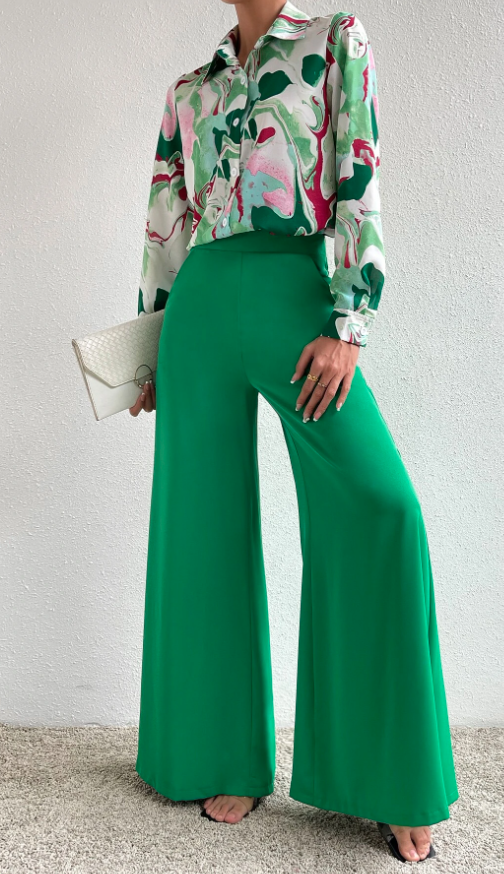 Green Print Shirt & Wide Leg Pants (Talla M)