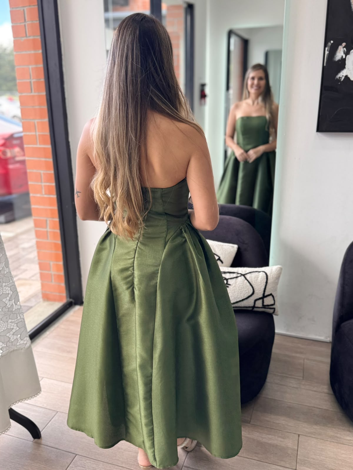 Olive Stapless Elegant Midi Dress (Talla S) thumbnail