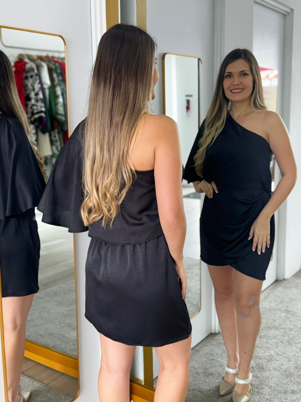 Black Washed Crepe Satin One Sleeve Bodycon Dress (Talla L thumbnail