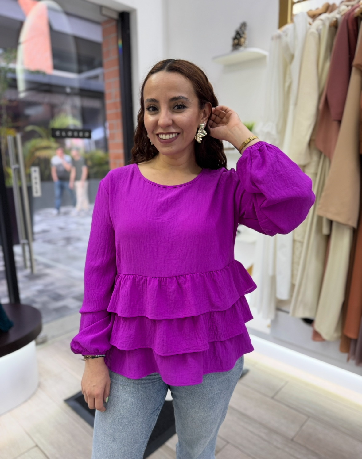 Magenta Ruffle Blouse (Talla S)