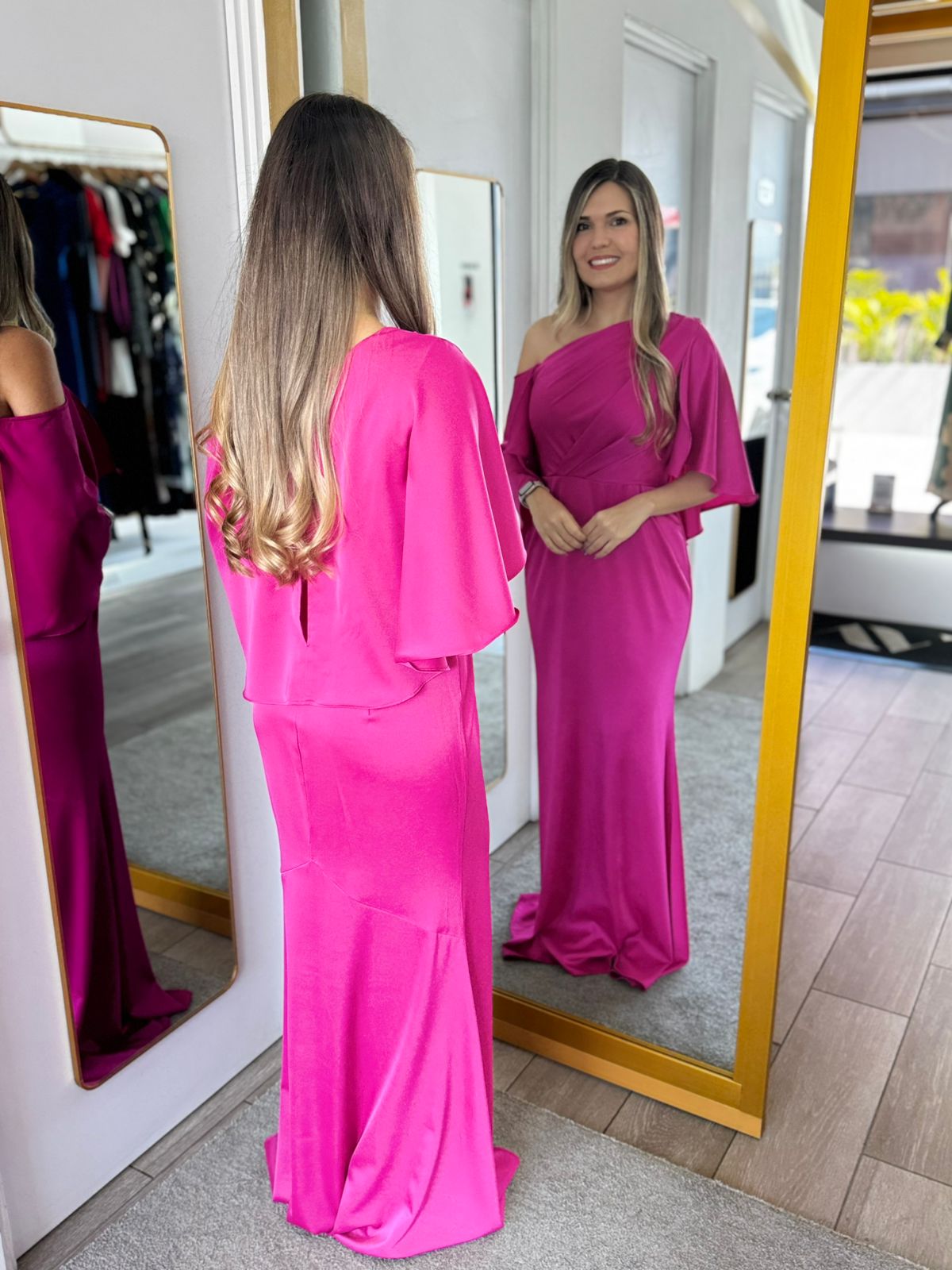 Magenta Asymmetric Mermaid Maxi Dress (Talla S) thumbnail