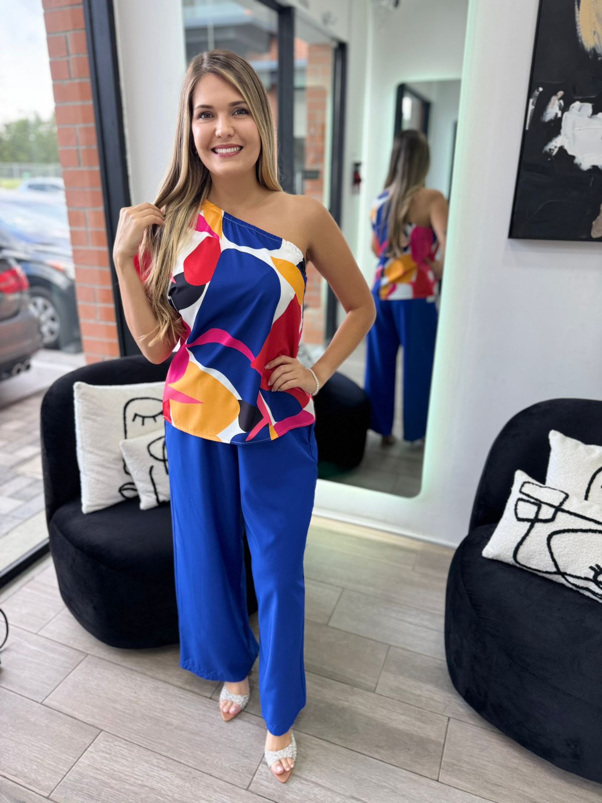 LUNE One Shoulder Dolman Sleeve Blouse & Wide Leg Pants (Talla M)