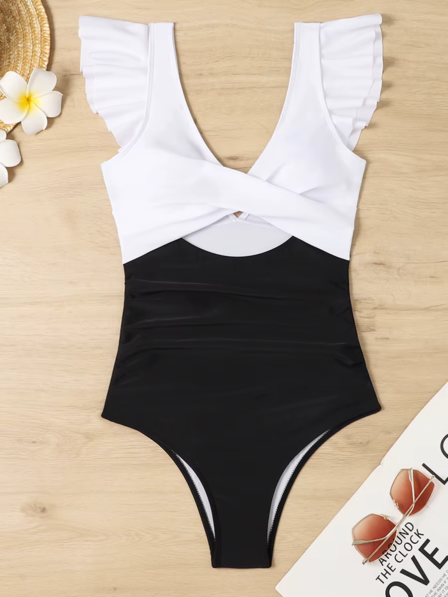 Black & White Solid Ruffle Swimwear (Talla M) thumbnail