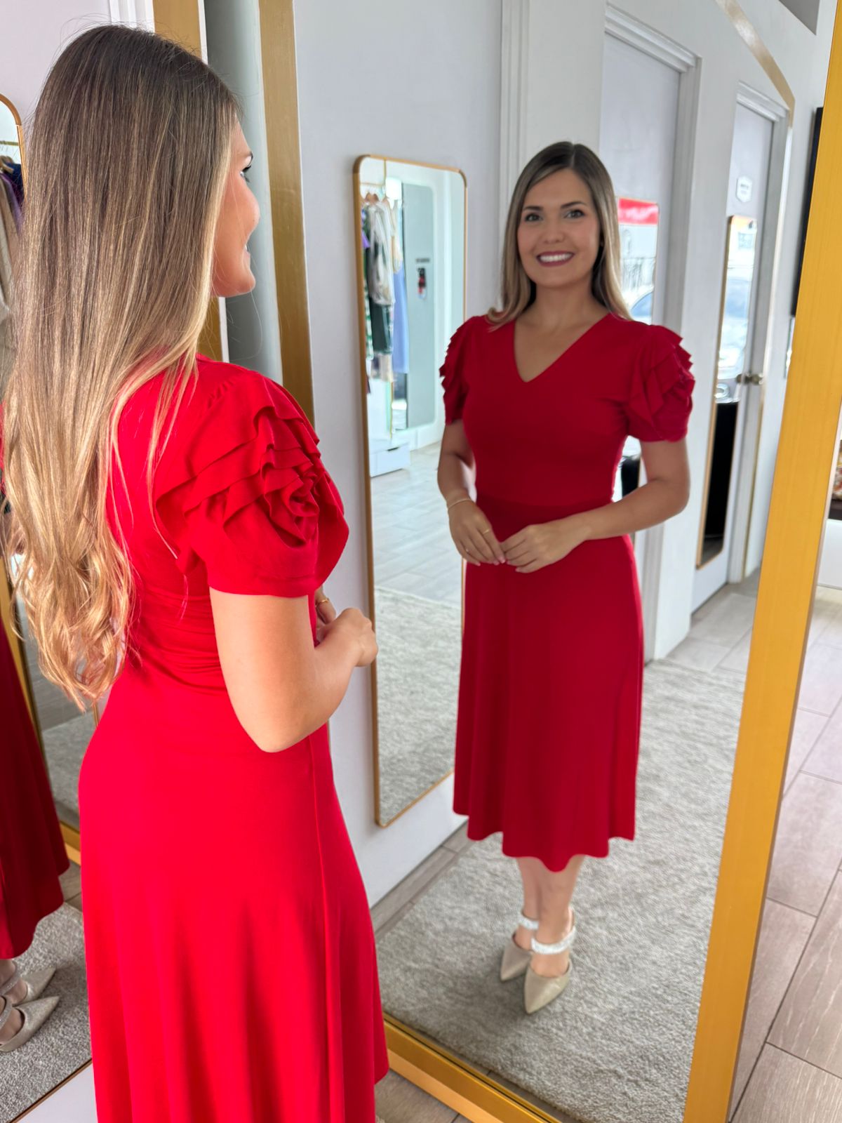 Red Ruffle Sleeve Dress (Talla S) thumbnail