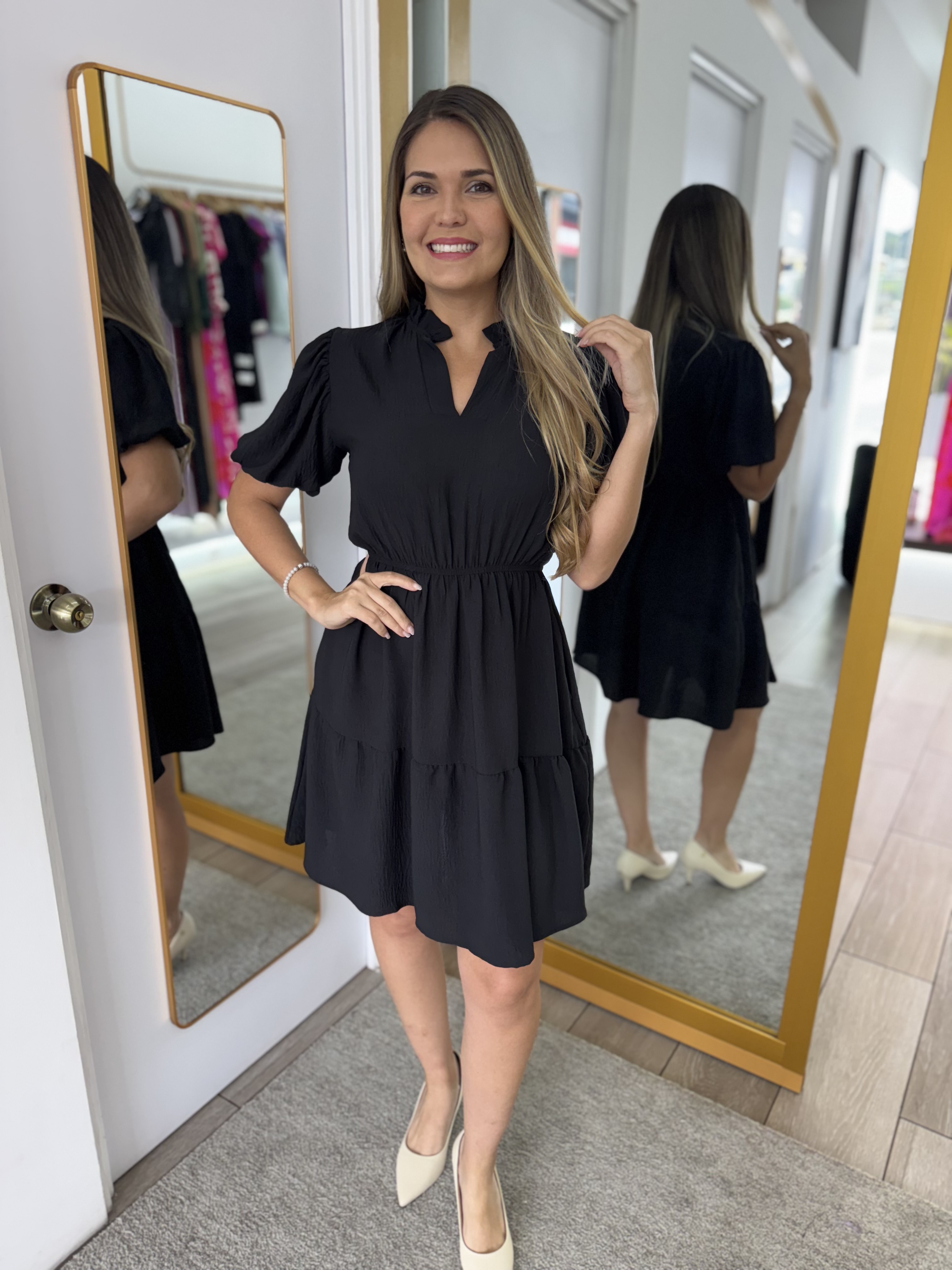 Black Solid tiered dress Ruffled neckline (Talla XL)