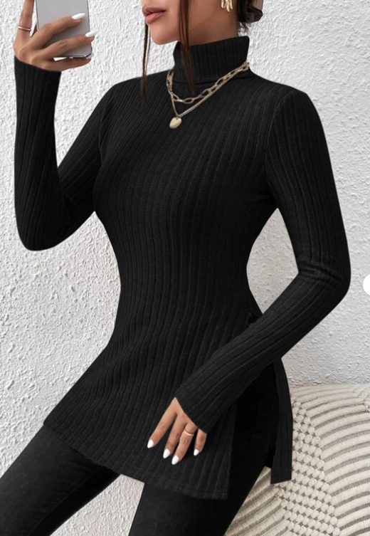 Black Solid Turtleneck Split Hem Tee (Talla M)