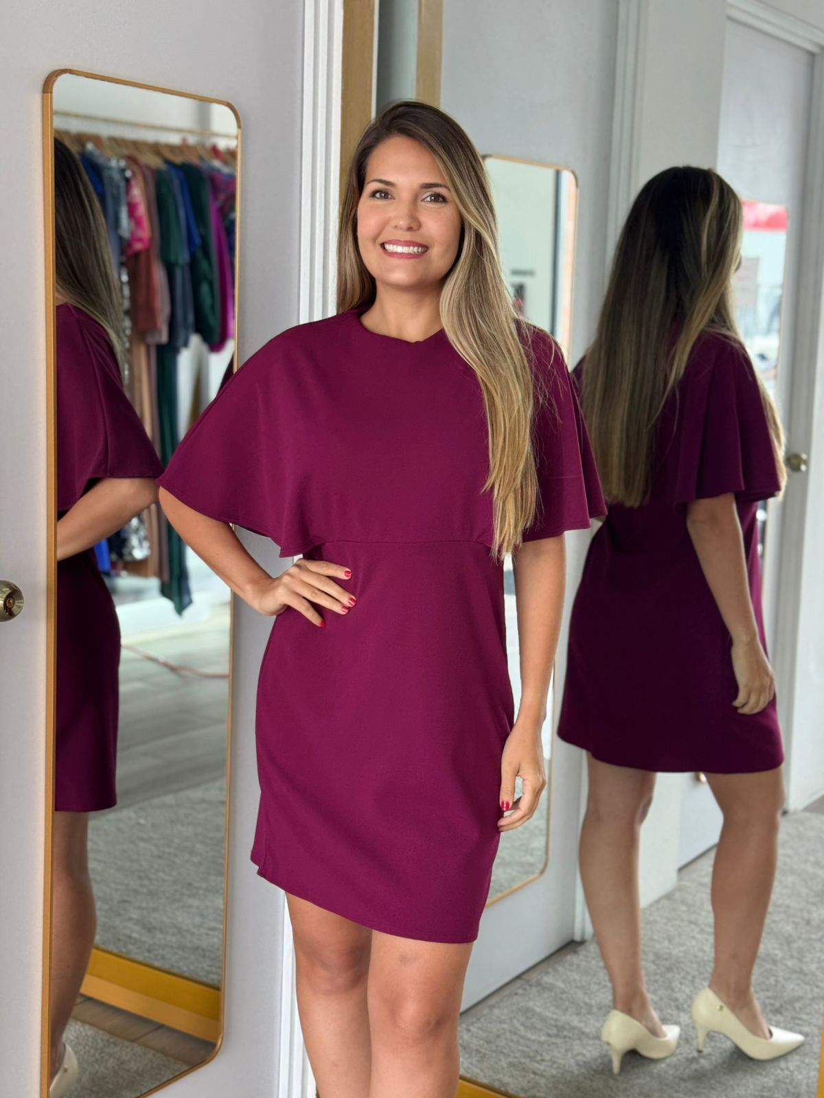 Wine  Solid cape dress (Talla S)