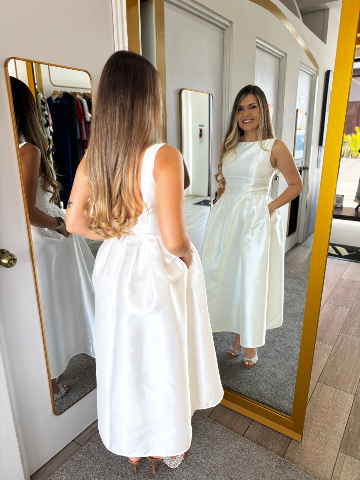 White Elegant A-line Midi Dress (Talla S) thumbnail