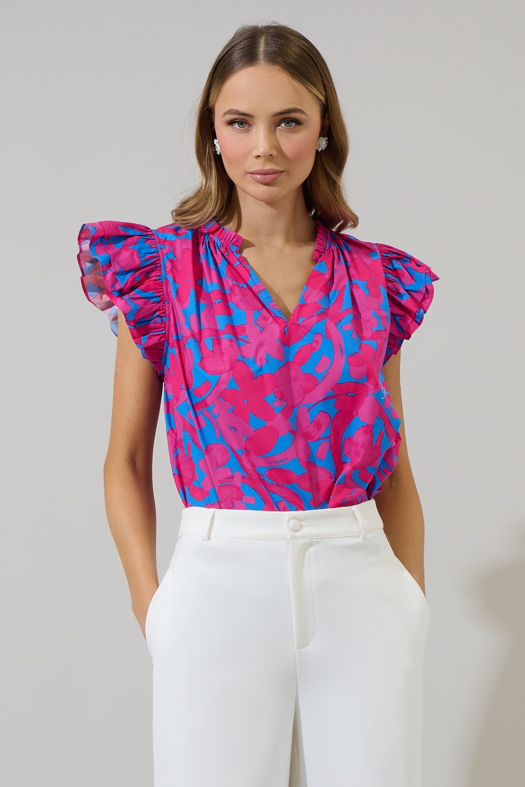 Yeraldi Berry Risette Ruffle Split Neck Top (Talla M) thumbnail