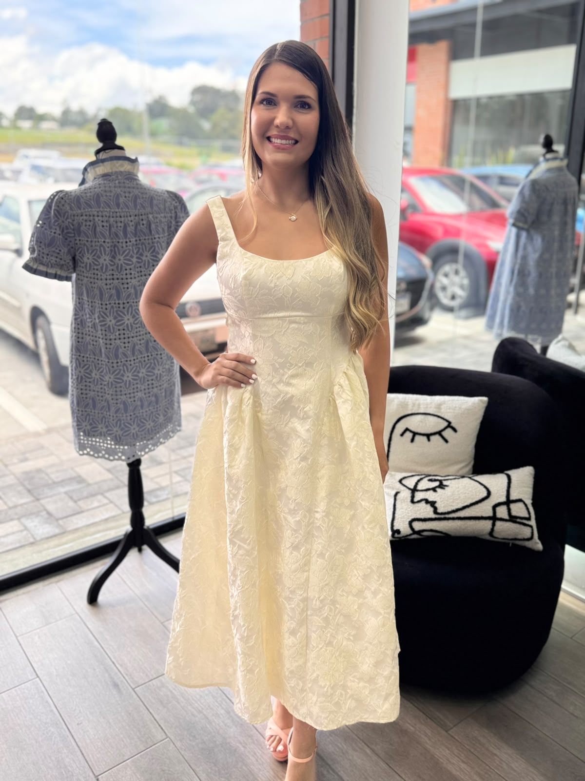 Ivory Jacquard Midi Dress (Talla M)