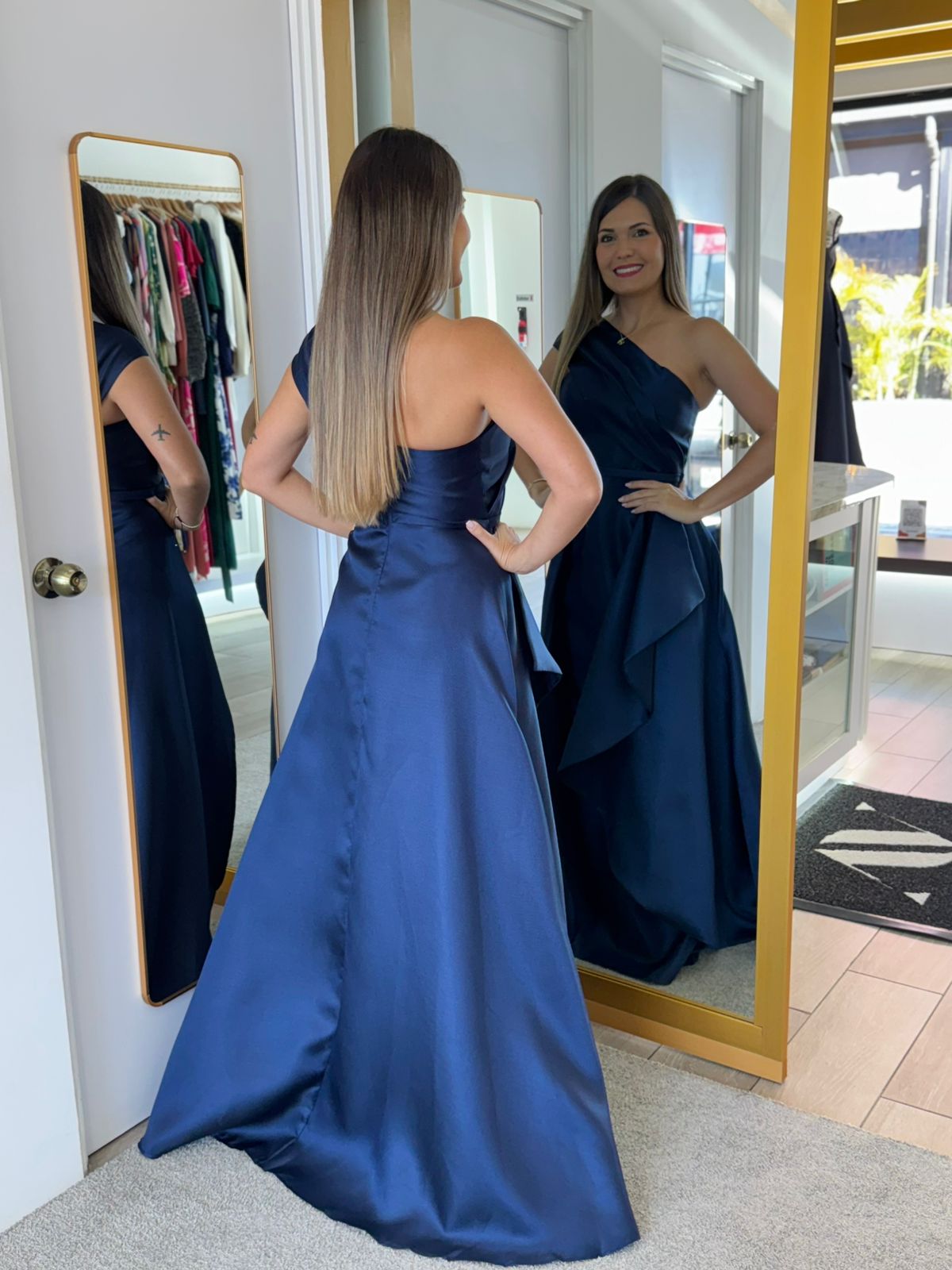 Navy One Shoulder Elegant Evening Gown (Talla S) thumbnail