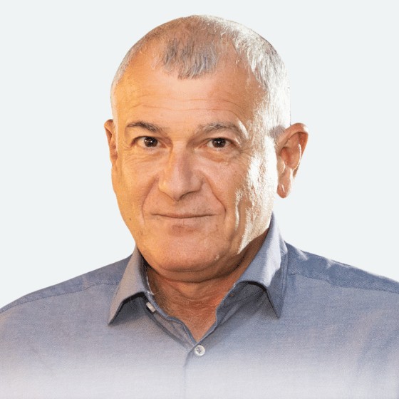 עוזי לוי