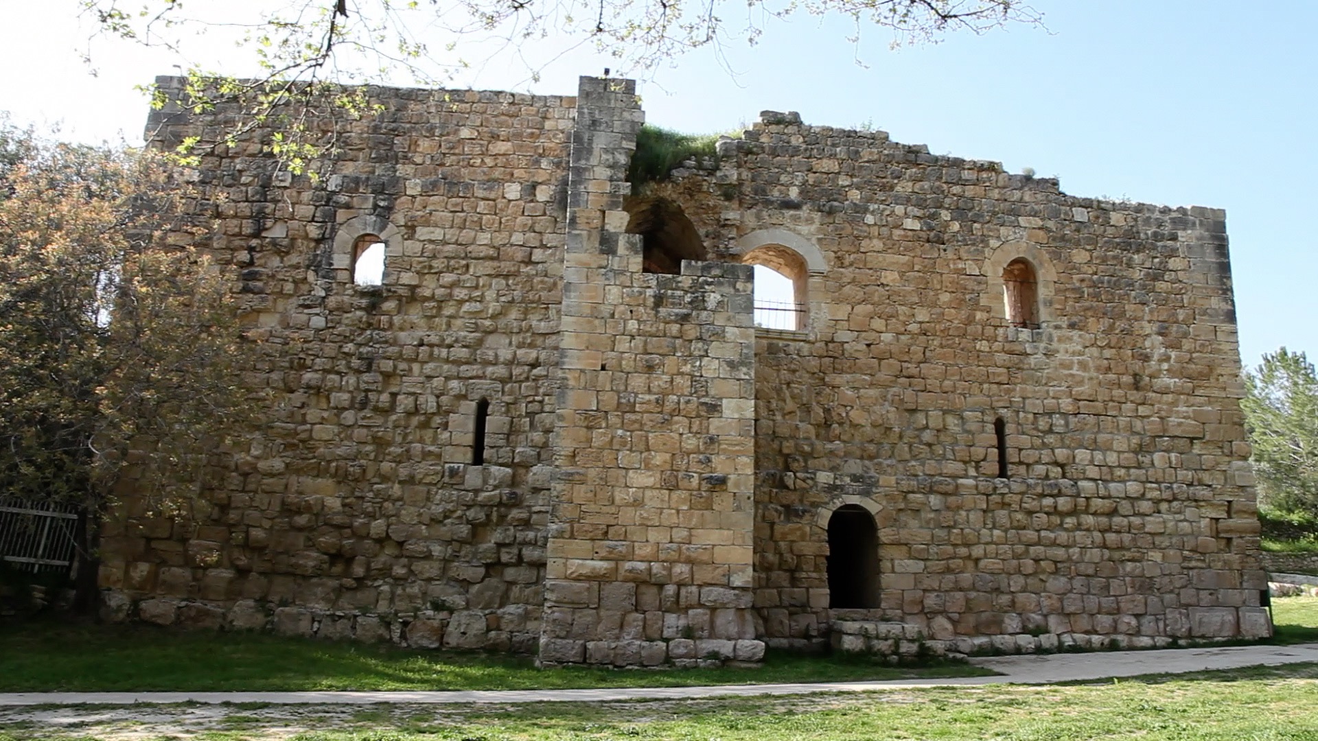 Israel, Ein Hemed (Aqua Bella) Crusader Site