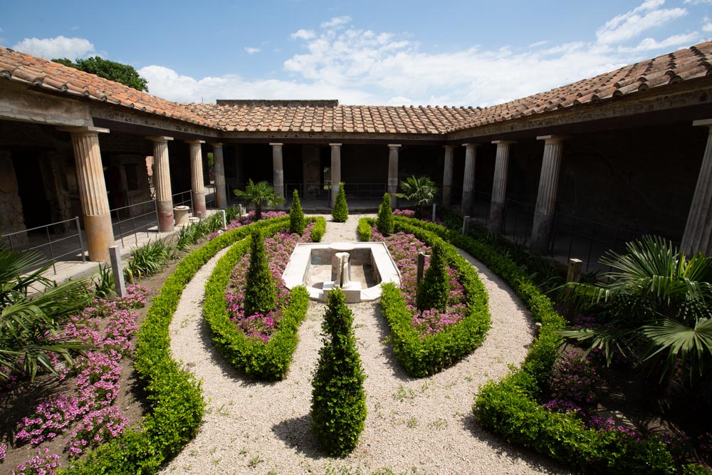 Italy, Pompeii, House of the Gilded Cupids, view of the garden with the Portico of the  Peristyle3