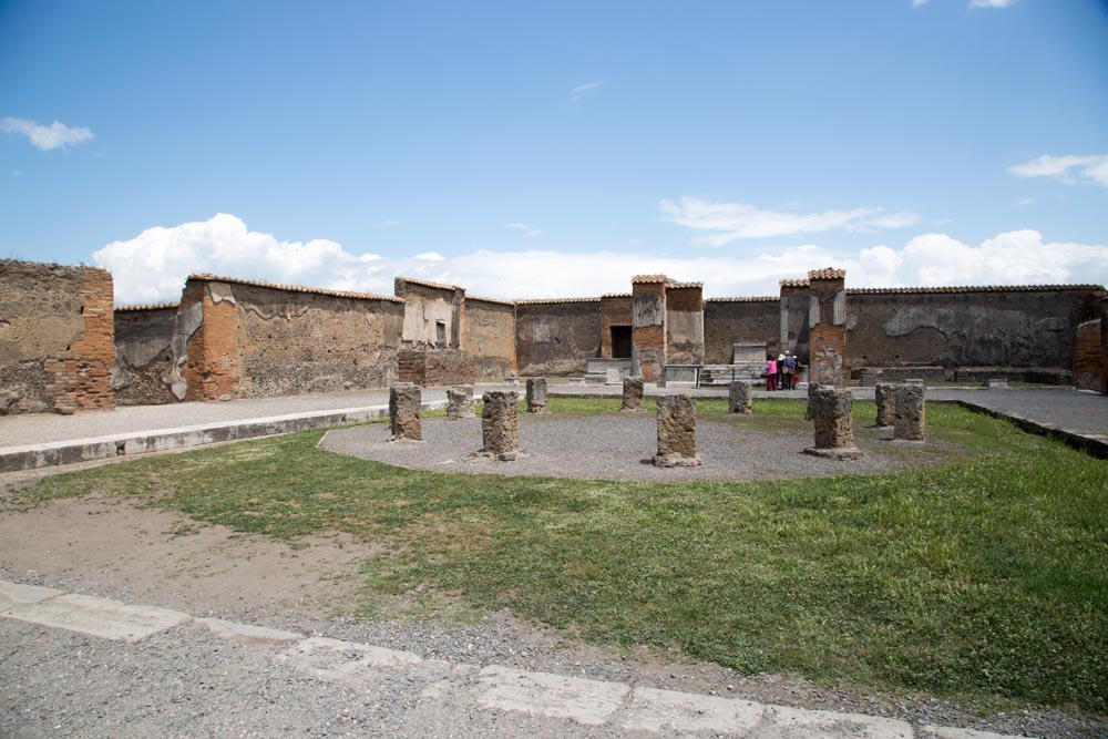 Italy, Pompeii, Macellum (public market), general view of the market