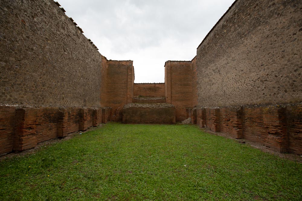 Italy, Pompeii, Roman Forum, the municipal buildings, in the south side of the Forum
