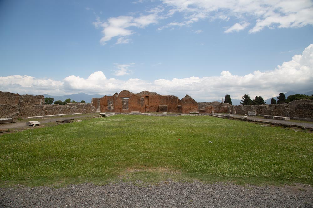 Italy, Pompeii, Roman Forum, the Sanctuary of the Public Lares (Lari Pubblici)