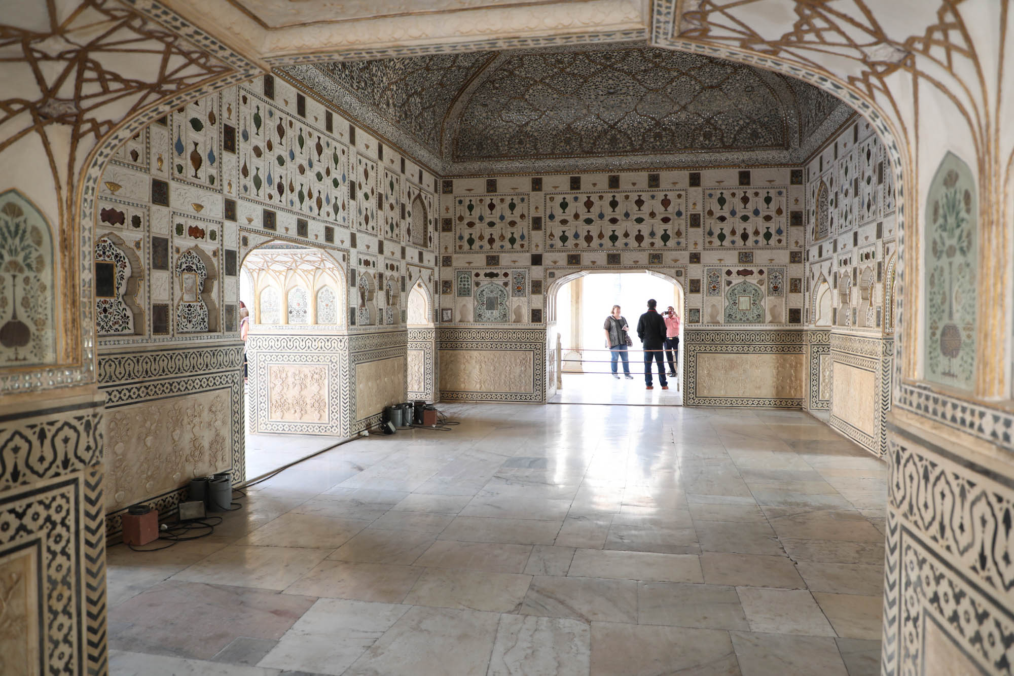 India, Rajasthan, Jaipur, Amer fort - Hall of Private Audience (Jas Mandir) Glass palaca