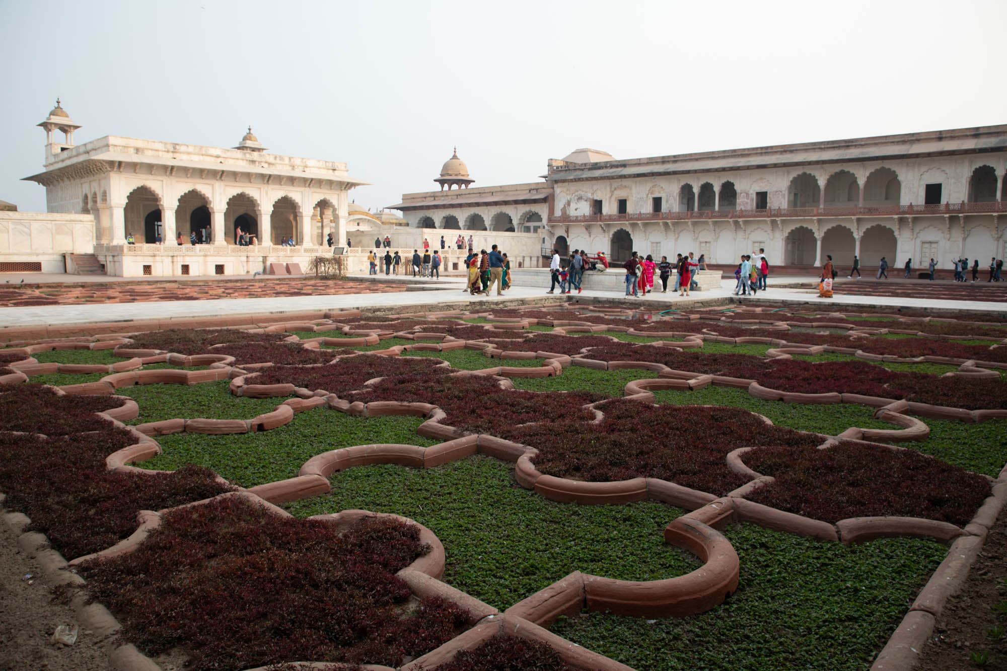 India, Uttar Pradesh, Agra, Red Castle - Mughal -gardens