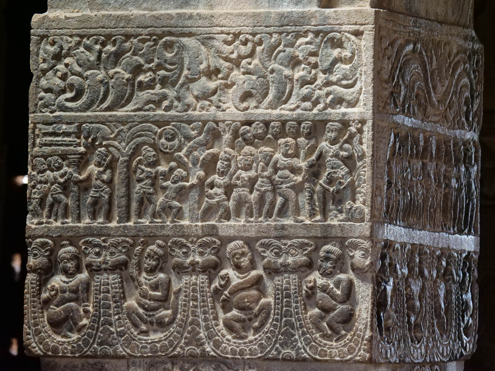 India, Karnataka, Pattadkal, Kasi Virupaksha Temple reliefs