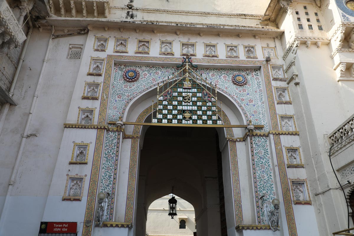 India, Rajasthan, Udaipur - City Palace - Toran Pol (Gate)