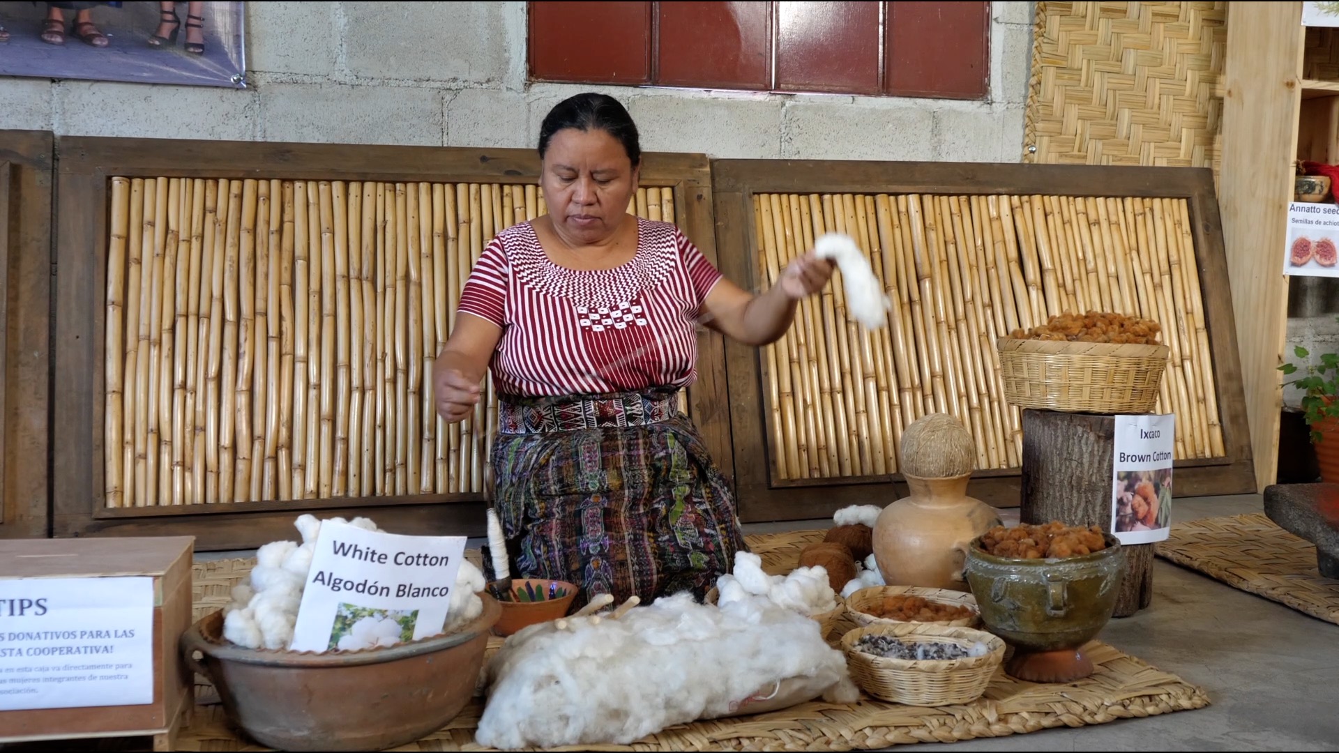 Guatemala, Atitlan Lake, traditional - cotton