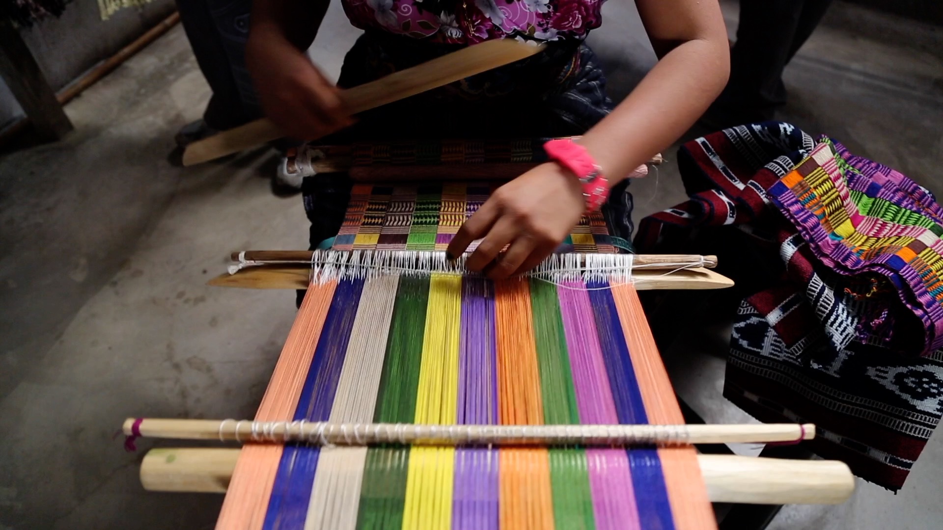Guatemala, Atitlan Lake, traditional - weaving1