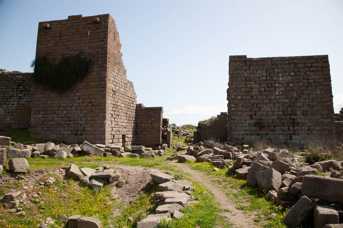 Turkey, Canakkale, Assos - Gate