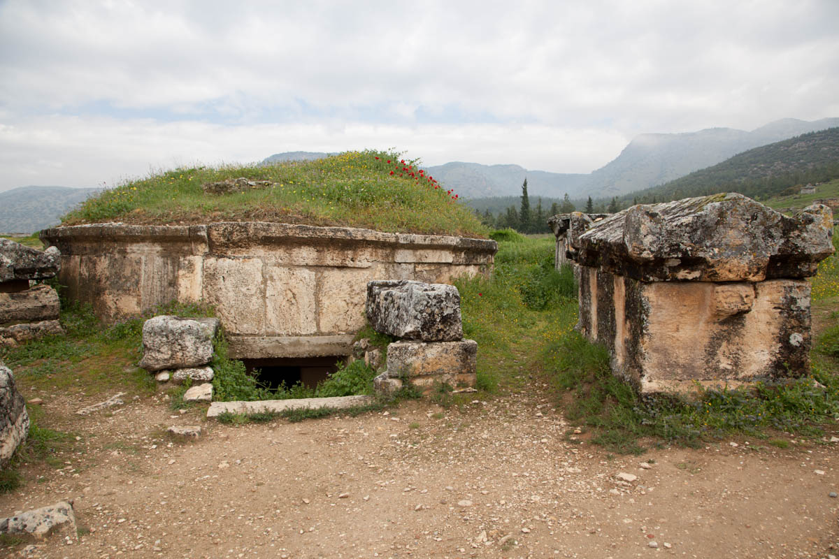 Turkey, Denizli, Pamukkale (Hierapolis) - Necropolis