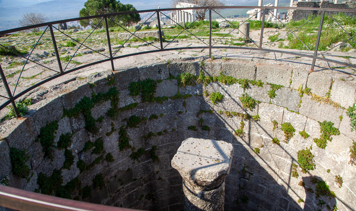 Turkey, Izmir - Pergamon - Cistern