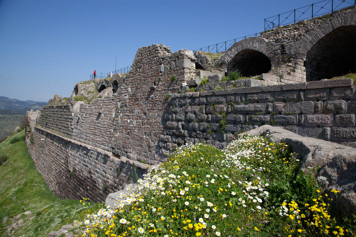 Turkey, Izmir, Pergamon - Roman Walls