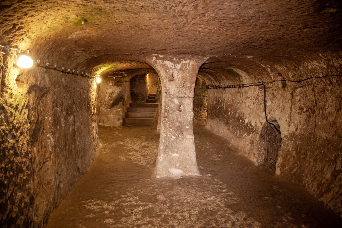 Turkey, Sivas, Cappadocia, Dernikuyu - Underground city