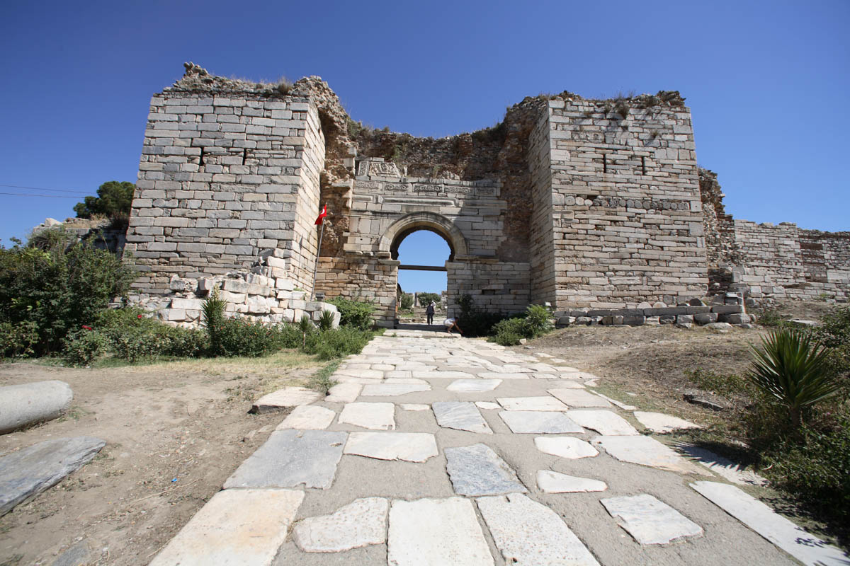 Turkey, Izmir, Ephesus, Basilica of Saint John - Pursuit gate
