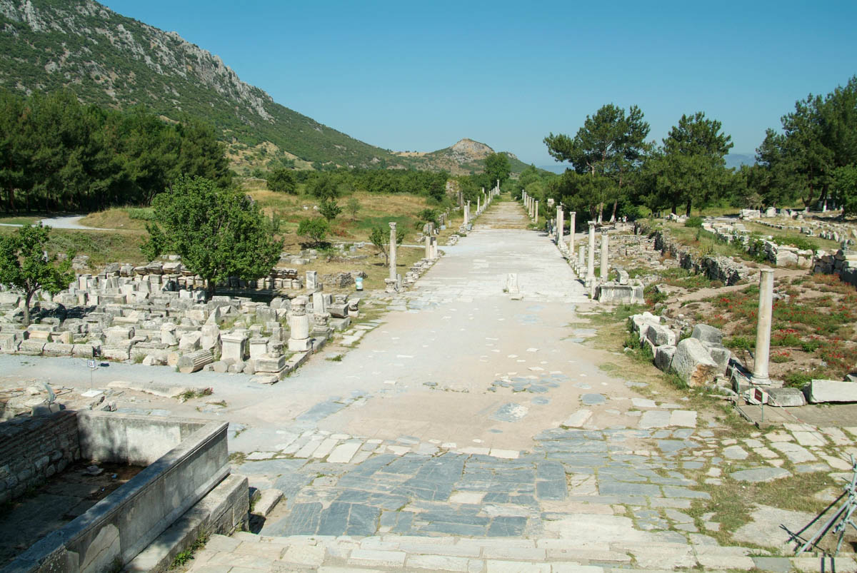 Turkey, Izmir, Ephesus, Harbour street