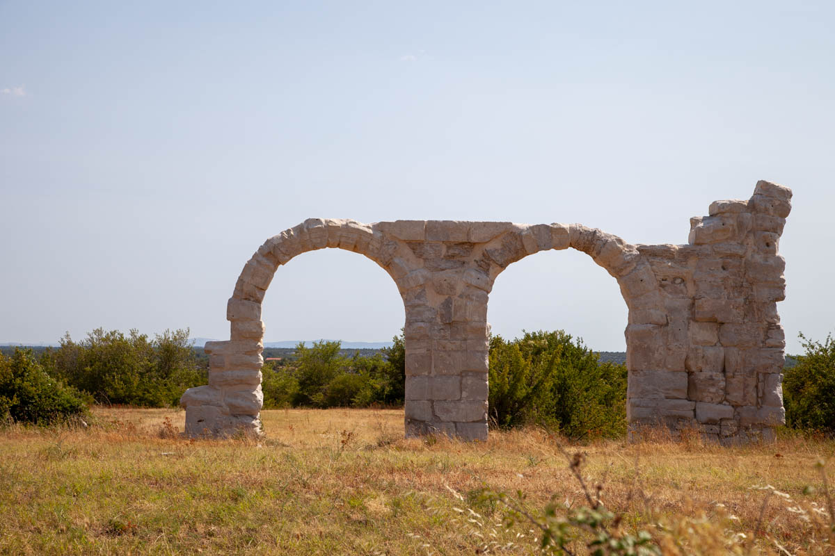 Croatia, Burnum, Roman arch