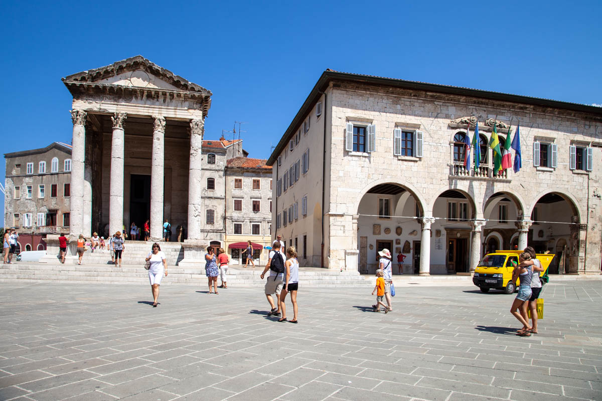 Pula, Roman Forum square