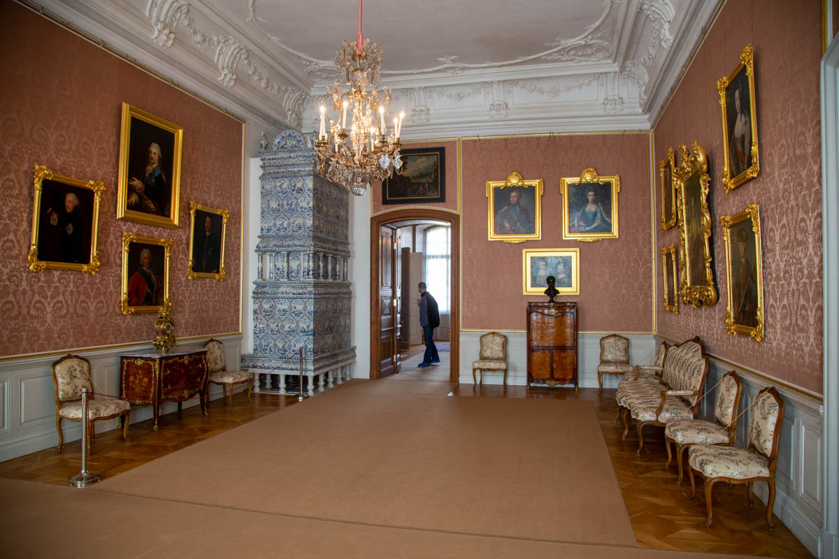 Latvia, Baroque Rundale palace - Governor's  portraits room