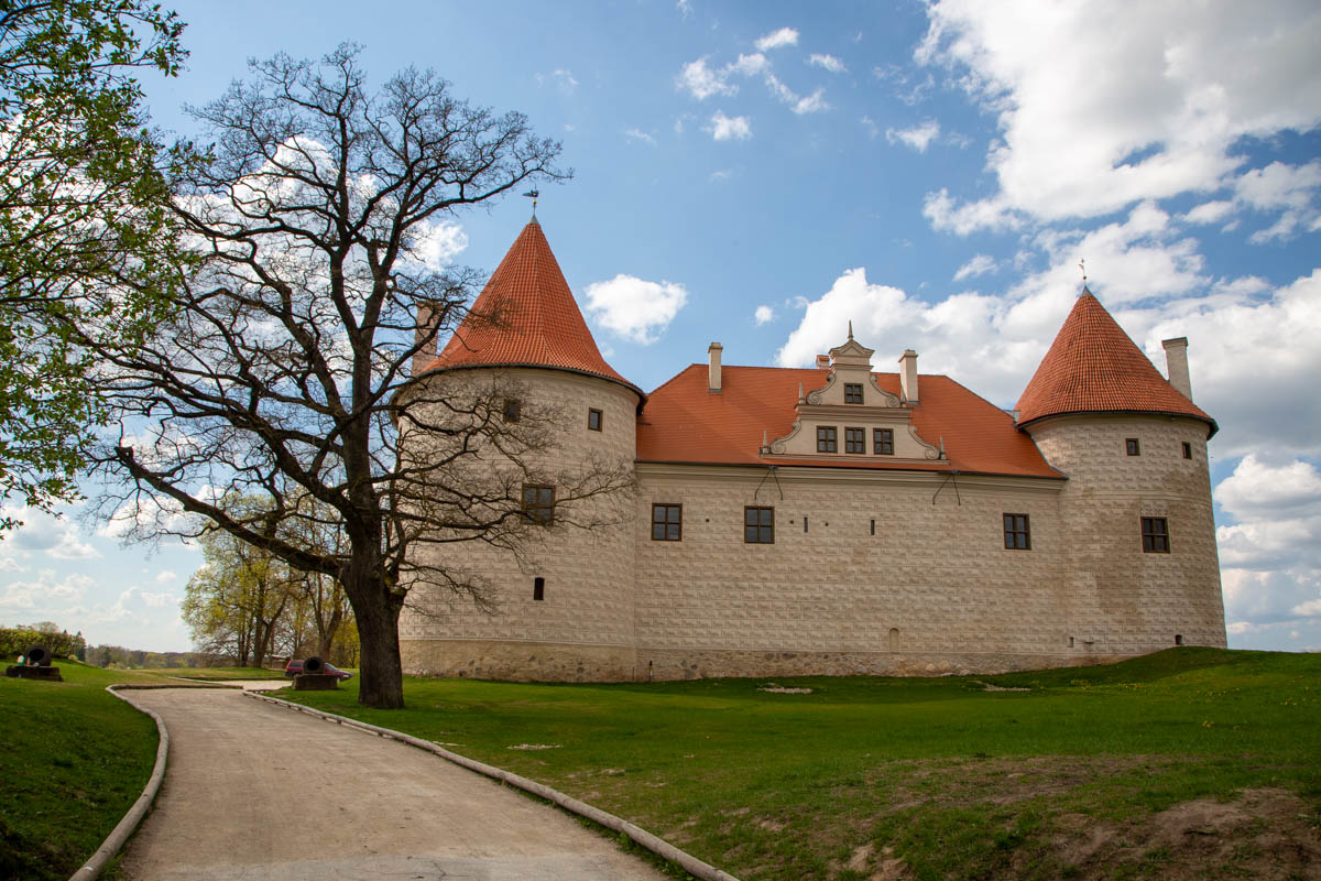 Latvia, Bauska Castle