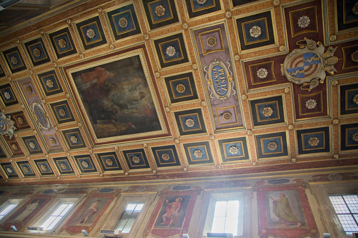 Italy, Rome - Basilica of Saint Lawrence in Lucina - Ceiling