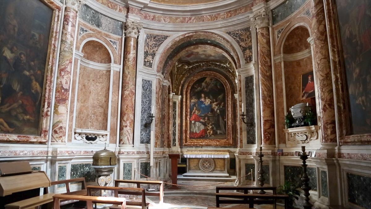 Italy, Rome, Chiesa Nuova - Santa Maria in Vallicella - chapel