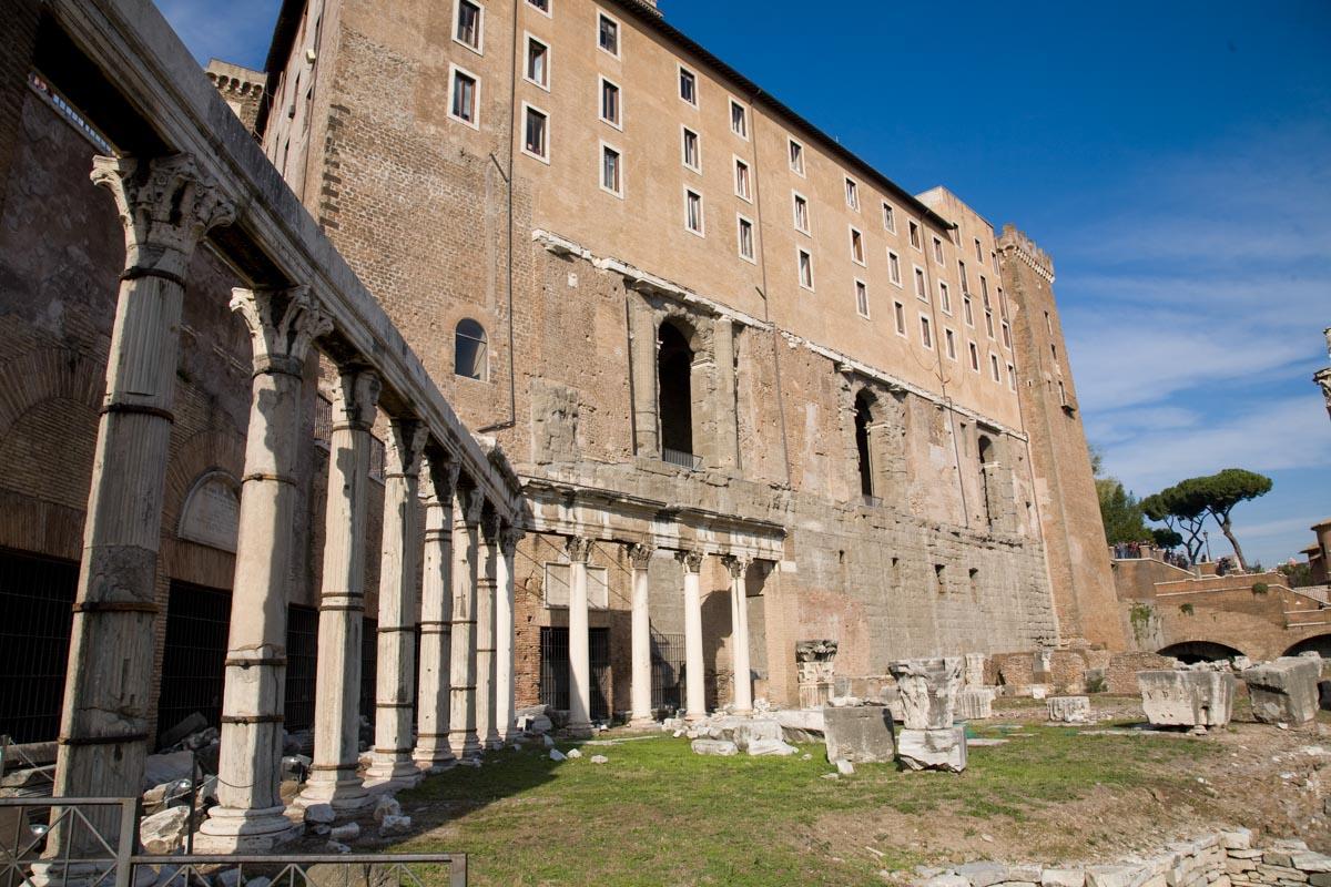 Italy, Rome, Roman Forum - Portico Dii Consentes