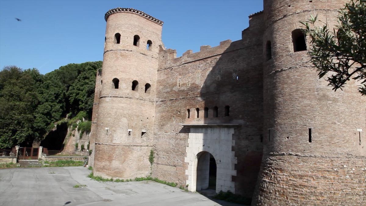 Italy, Rome, Roman gate, Porta Asinaria