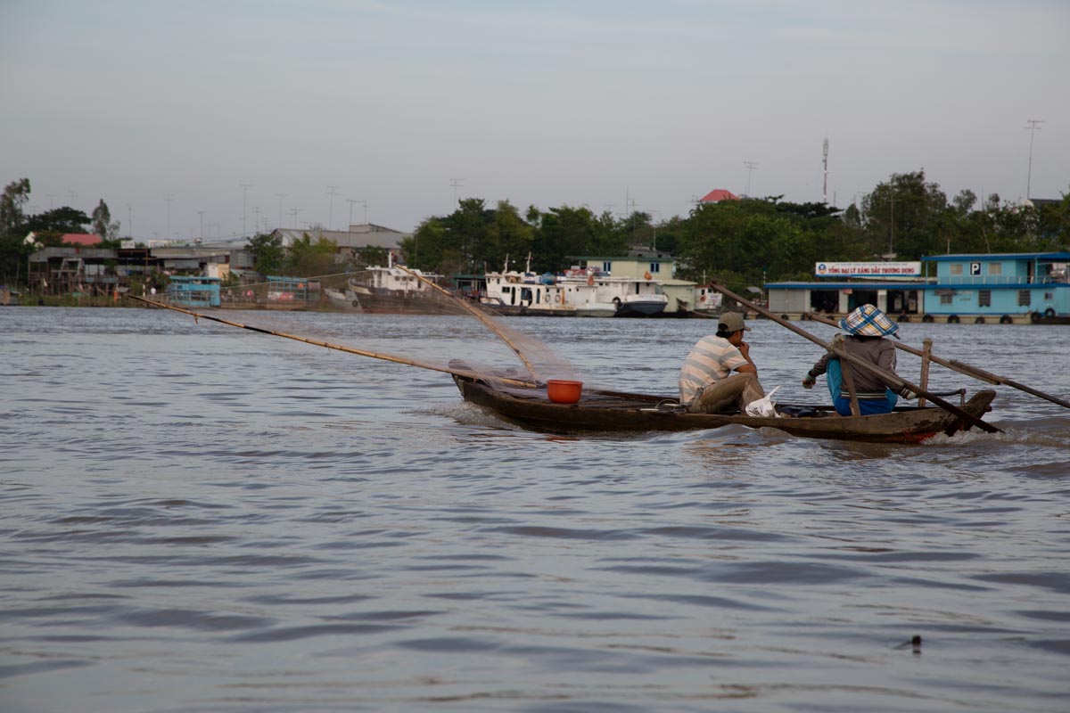 Vietnam, Mekong River - fishing